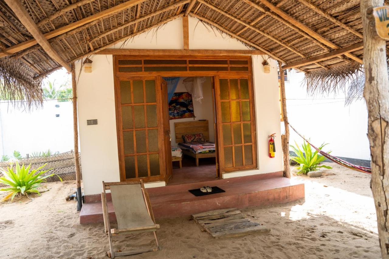 Hotel Margarita Kitesurfing School Sri Lanka à Kalpitiya Extérieur photo