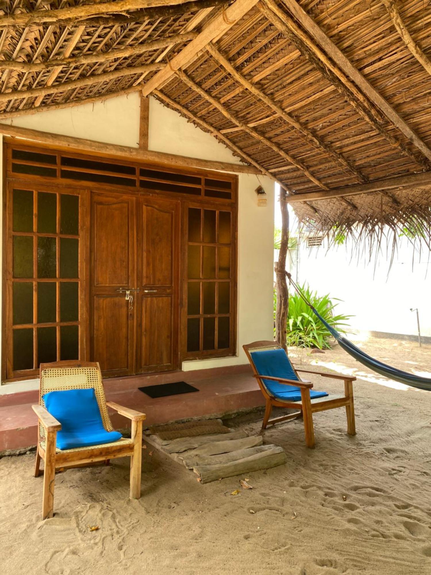 Hotel Margarita Kitesurfing School Sri Lanka à Kalpitiya Extérieur photo