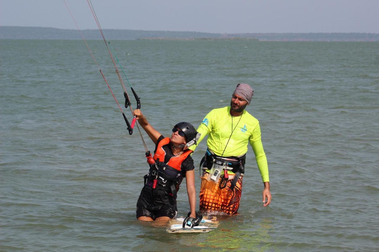Hotel Margarita Kitesurfing School Sri Lanka à Kalpitiya Extérieur photo